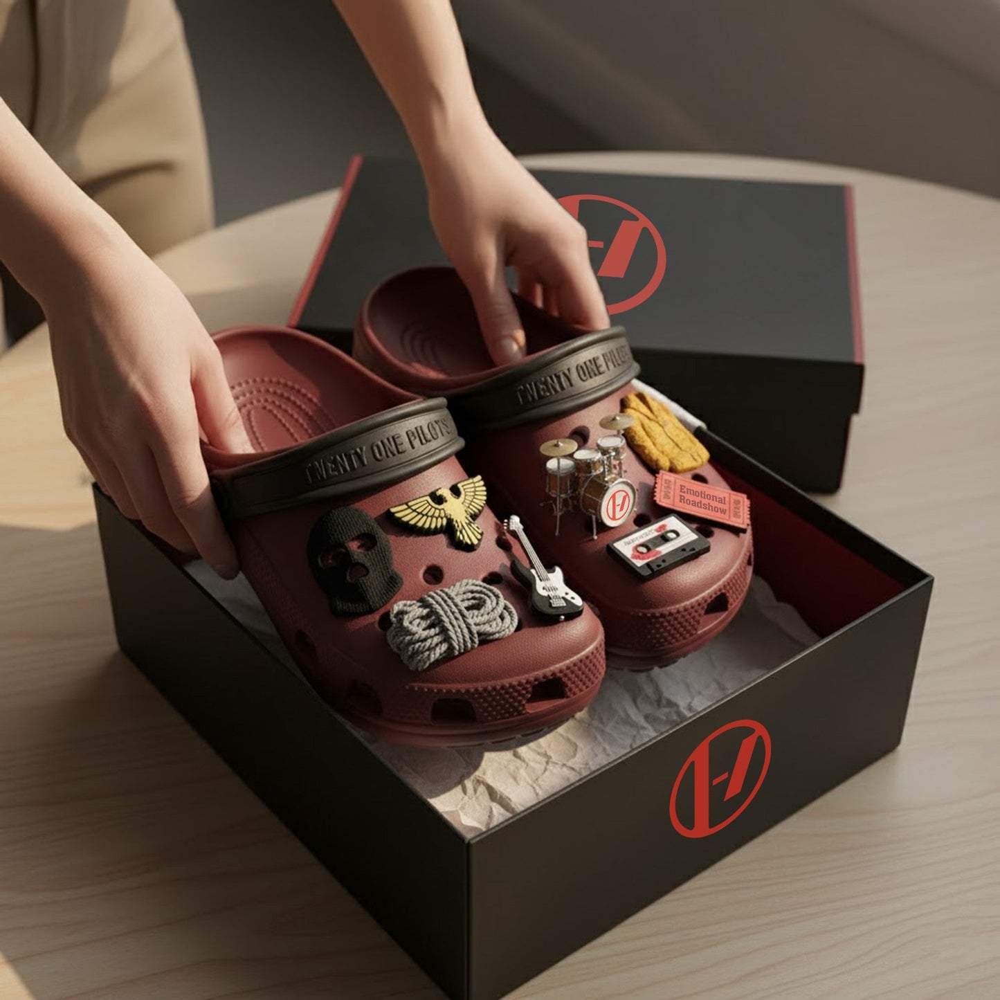 PREMIUM TOP CLOGS TNSM